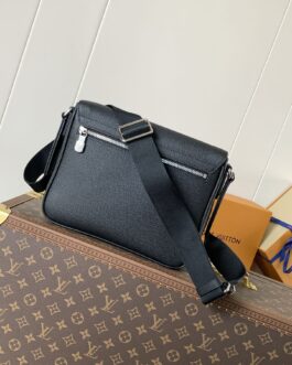 LV Pochette Métis