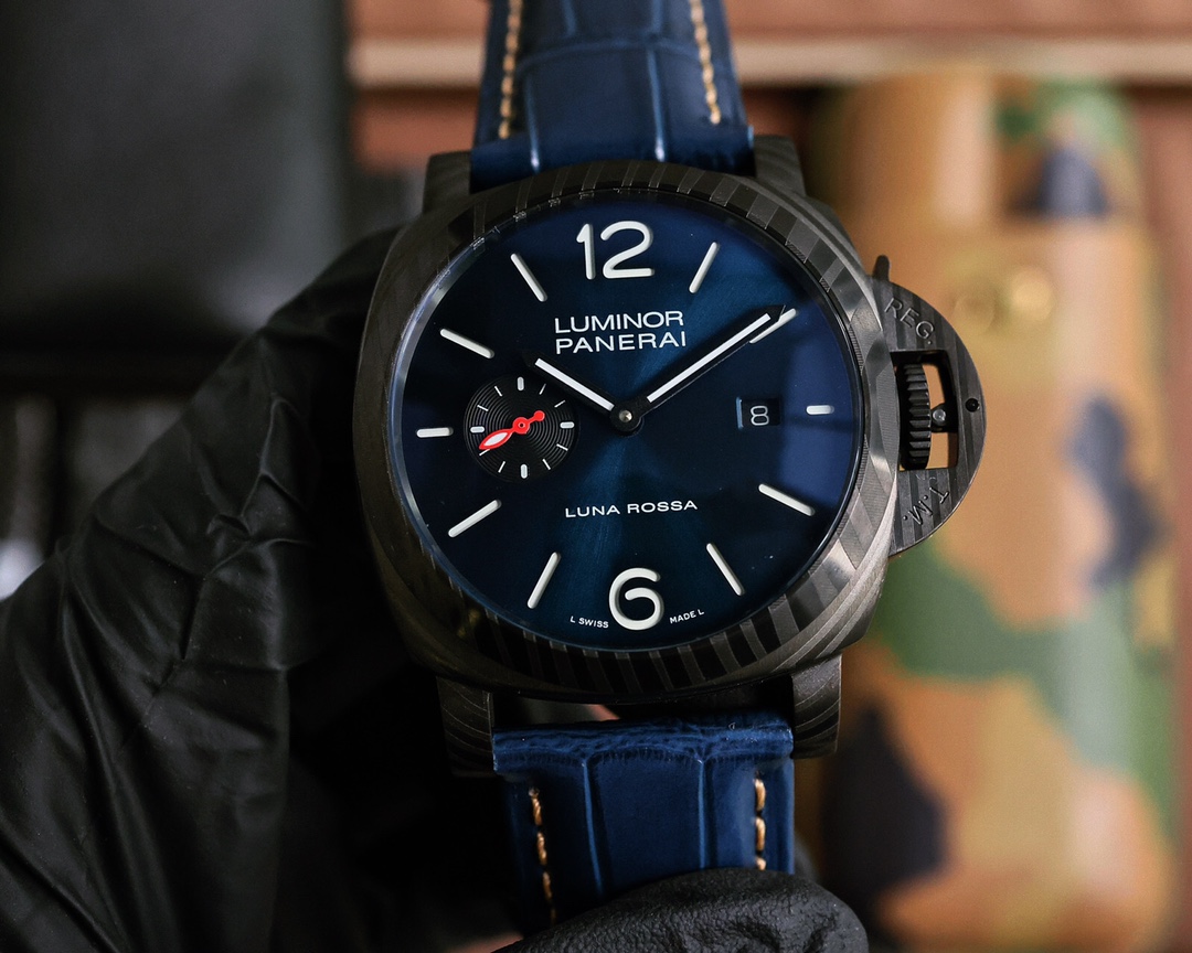 curved coated glass blue dial