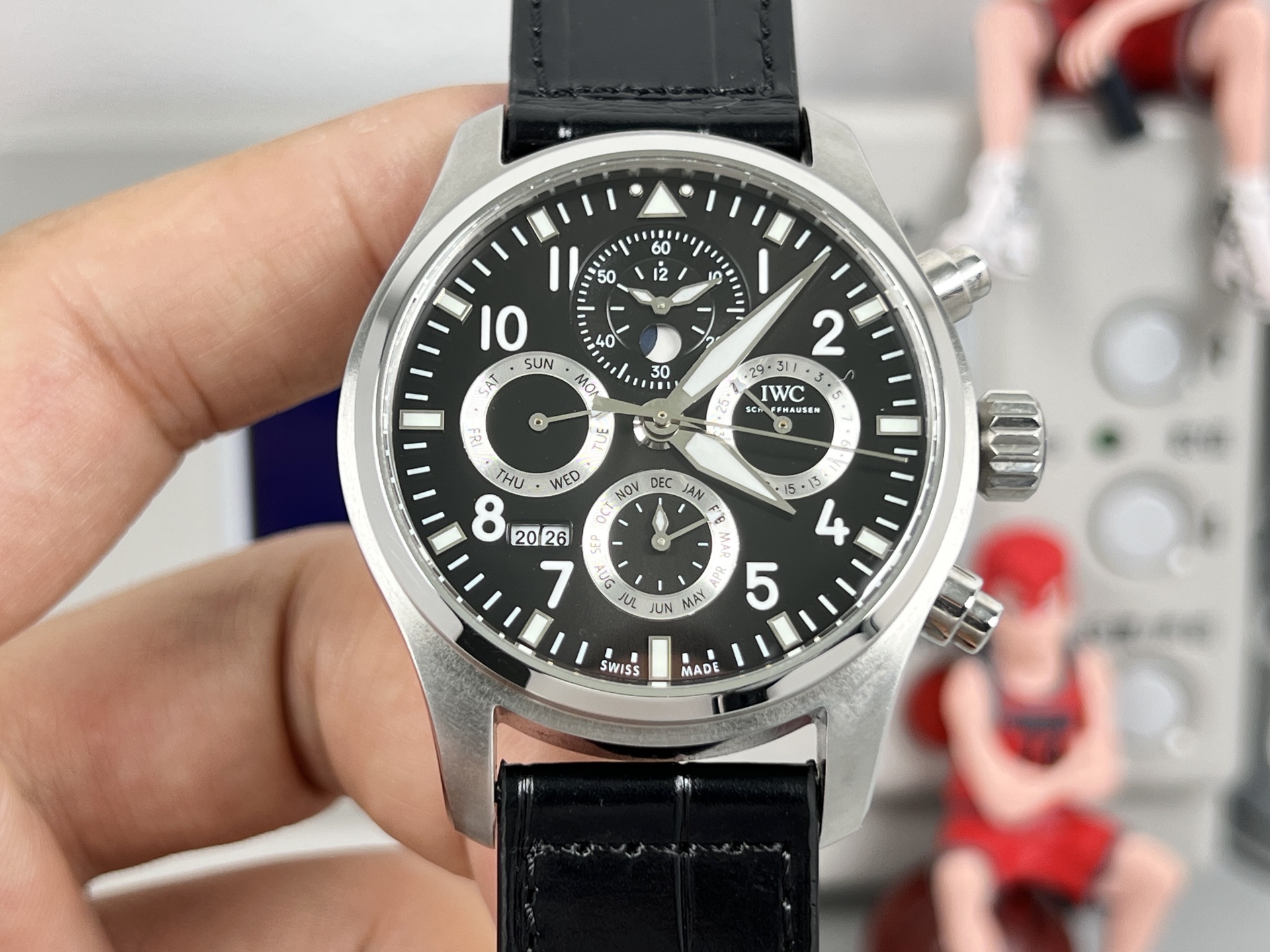 rose gold case 1900 black dial